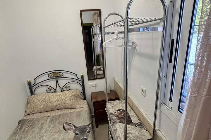 Casa de Ana. Chalet en playa de  Mazagon con parquing y  piscina privada . in Mazagón, Moguer