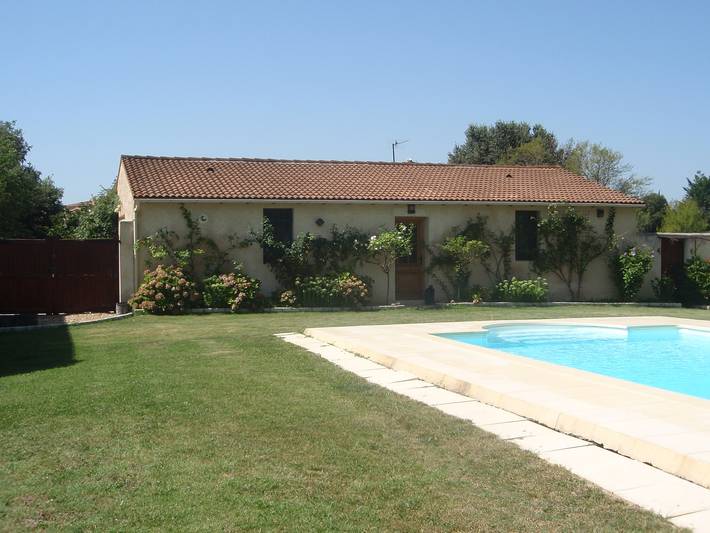 Gîte pour 4 personnes, avec piscine, animaux acceptés à Mazan - 3