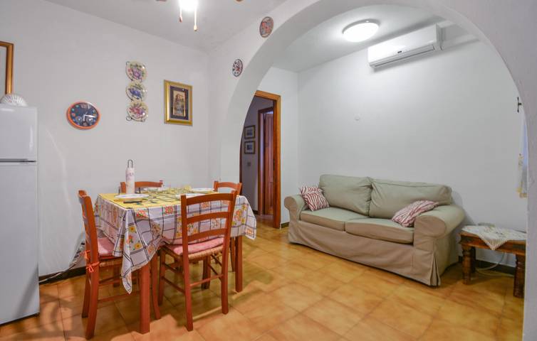 Ganze Ferienwohnung, Gemütliche Ferienwohnung in der Nähe von Genn'e Mari Beach in Solanas, Comune di Sinnai