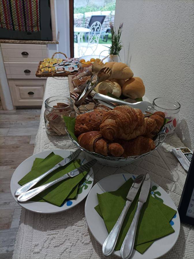 Maison d’hôte pour 2 personnes, avec jardin et vue à San Teodoro - 4