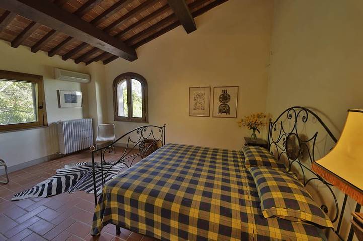 My Tuscan Villa: Complete privacy, nestled among pine and olive trees in Palaia, Pisa e dintorni