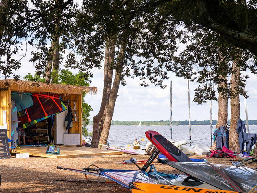  Camping Le Tedey - Mobilheim 4 personen - Mobilheim Standard - 2 Zimmer in Lac de Lacanau, Lacanau