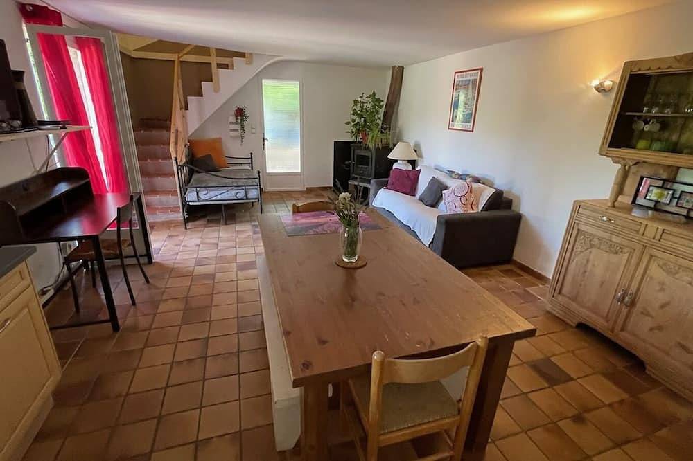 Maison de Campagne au Calme Pour un Séjour en Toute Tranquillité in Sainte-Anastasie-sur-Issole, Región Brignoles