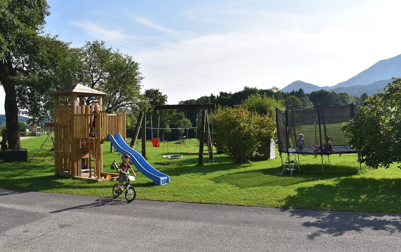 Ganze Ferienwohnung, Moserhof - Hofwohnung 65 qm mit 2 separaten Schlafzimmer, Wohnraum in Samerberg, Bayerische Alpen