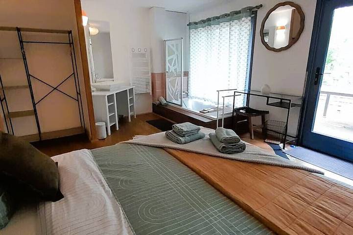 Gîte pour 6 personnes, avec jardin et terrasse à Chemillé-sur-Indrois - 2