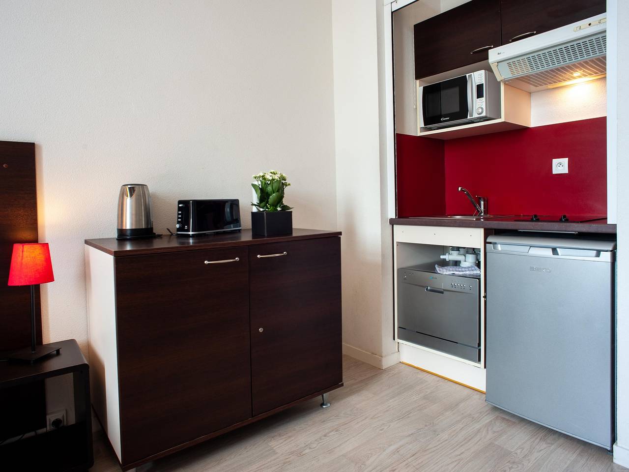 Apartamento entero, Acogedor estudio para 2 personas en Correze in Dinan, Región de Dinan