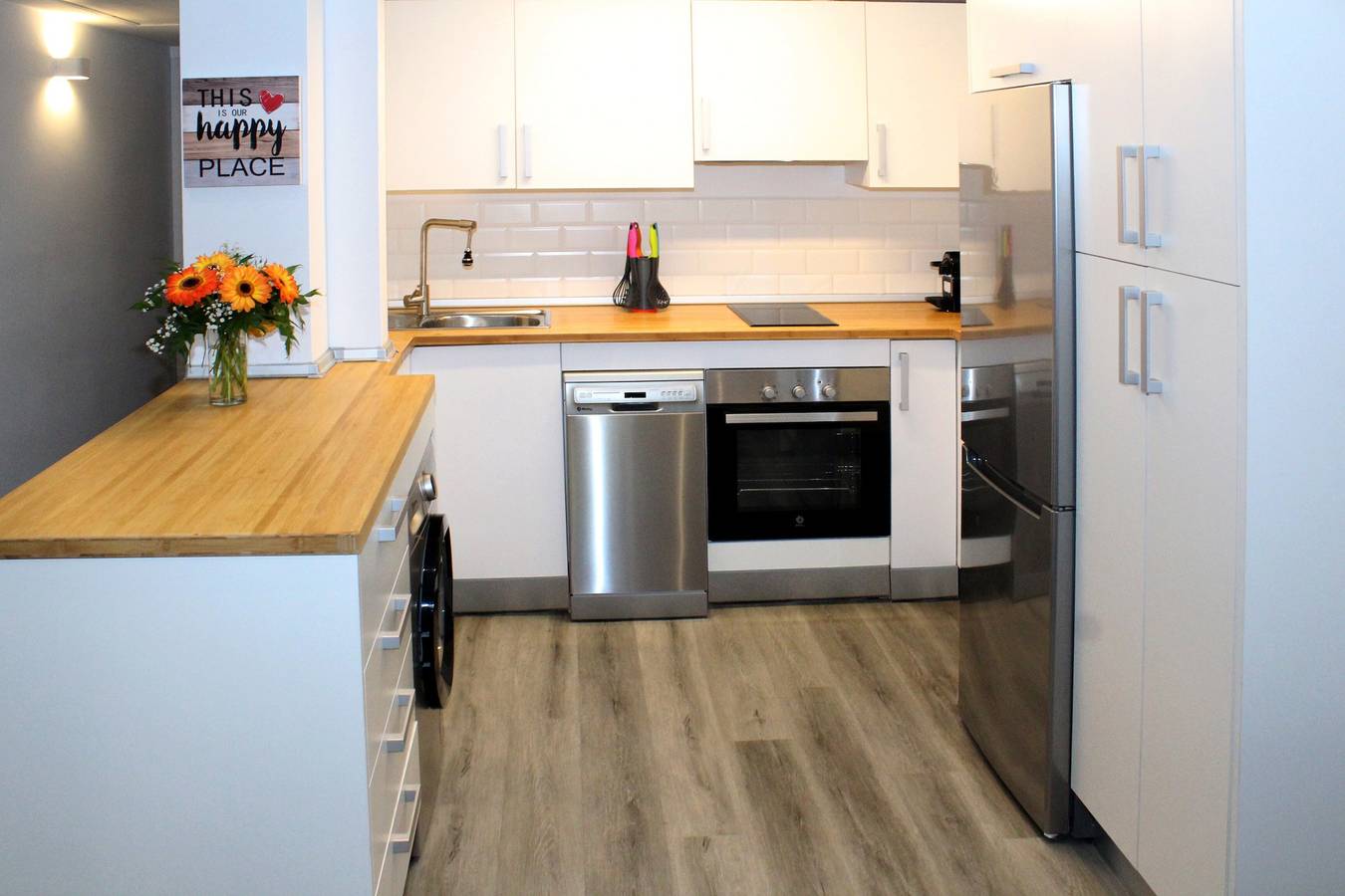 Apartamento entero, Apartamento Espacioso en Triana con Wi-Fi y Aire Acondicionado in Triana, Sevilla