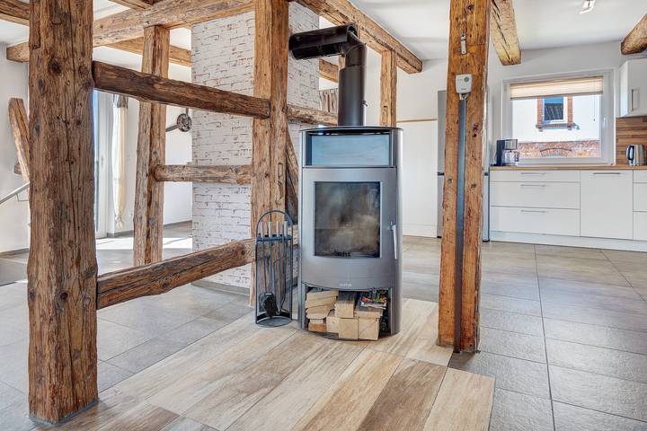Ganze Wohnung, Ferienwohnung 'Langenholtensen' mit Balkon und Wi-Fi in Northeim, Harzvorland