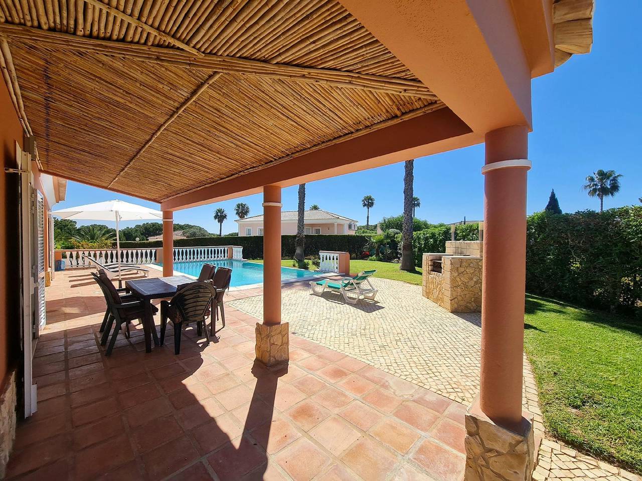 Ferienvilla mit Pool, Garten und Kinderspielplatz in Lagos, Faro Distrikt