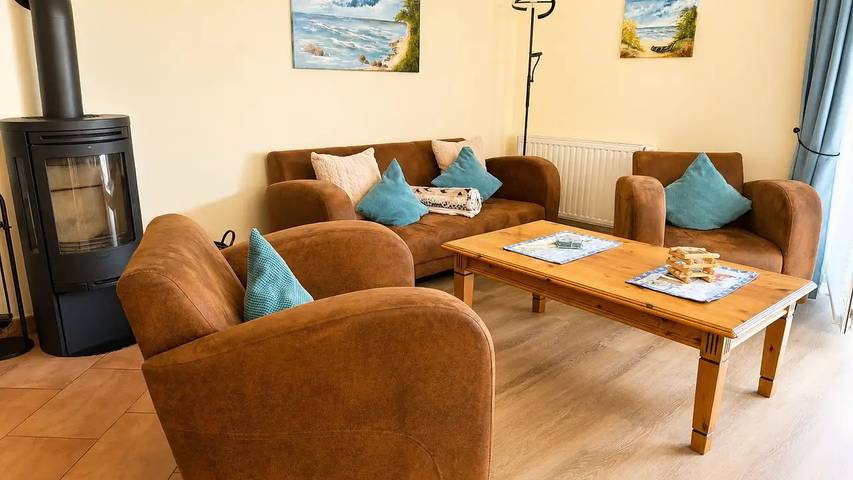 Ferienhaus für 4 Personen, mit Garten und Terrasse sowie Sauna in Sassnitz - 2
