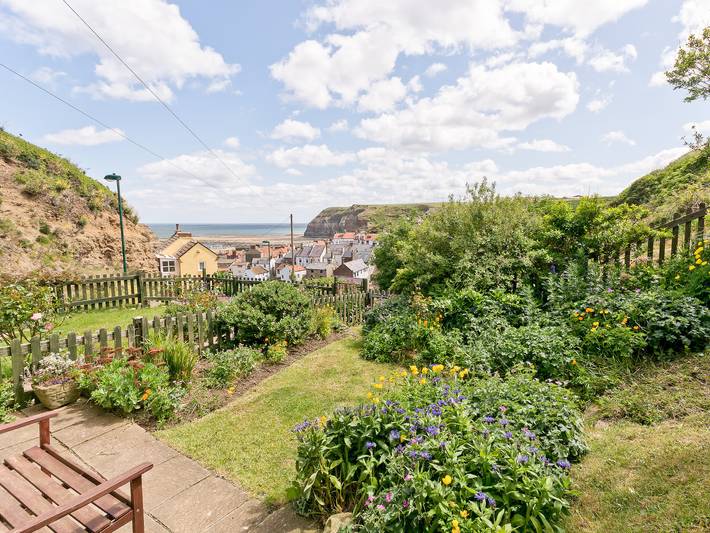 Holiday home for 4 people, with garden, with pets in Staithes
