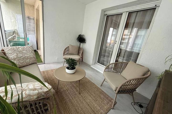 Gîte pour 4 personnes, avec Piscine dans Saint-Roch