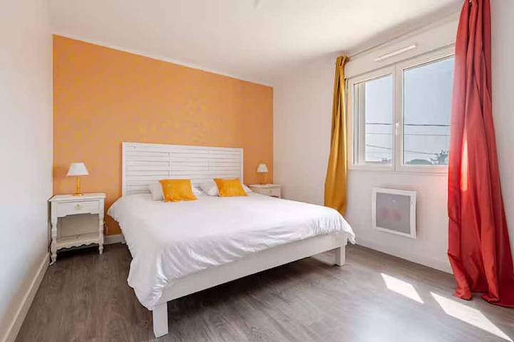 Location de vacances pour 7 personnes, avec jardin à La Grande-Paroisse - 4