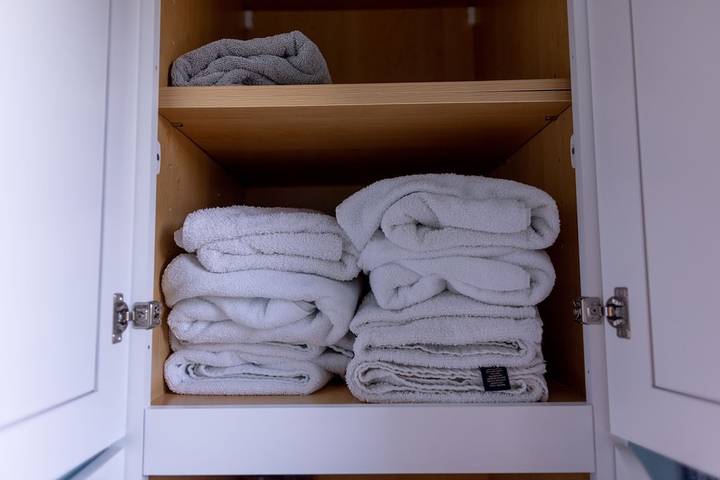 Barn for 9 people, with yard in Lancaster County