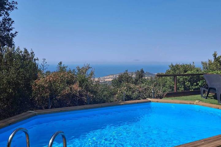 Agriturismo für 4 Personen, mit Pool in 