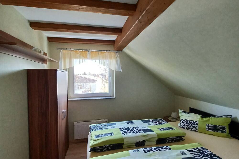 Ganze Wohnung, Allein im Häuschen,  4 Pers.(2 Pers.Nachlass a. Anfrage) Kamin, Natur, Rad, Ski. in Hammerbrücke, Muldenhammer