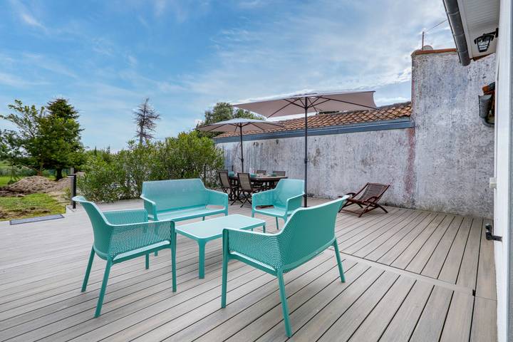 Location de vacances pour 9 personnes, avec terrasse et jardin, adapté aux familles à Saint-Trojan-les-Bains - 2