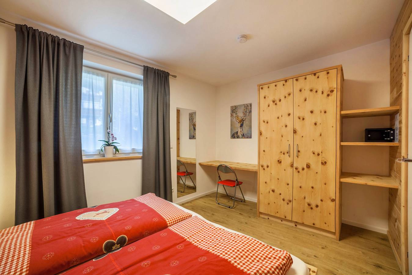 Ganze Wohnung, Ferienwohnung 'Die Schneiderei' mit Bergblick und Wlan in Unser Frau, Schnals