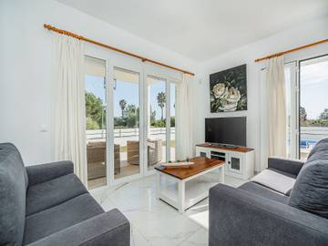 Villa in Playa del Port de Pollença, Pollença für 12 