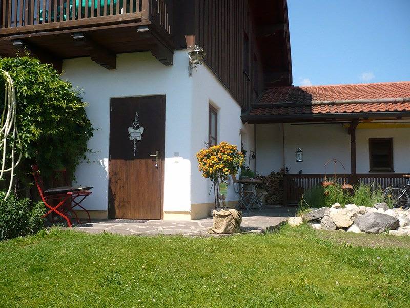 Ganze Ferienwohnung, Ferienwohnung Heitauer - Ferienwohnung 40qm mit Balkon sowie Berg- und Seeblick in Gstadt am Chiemsee, Chiemsee