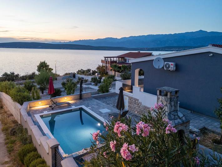 Villa Novigrad Zadar Villas in Novigradsko More, Zadar