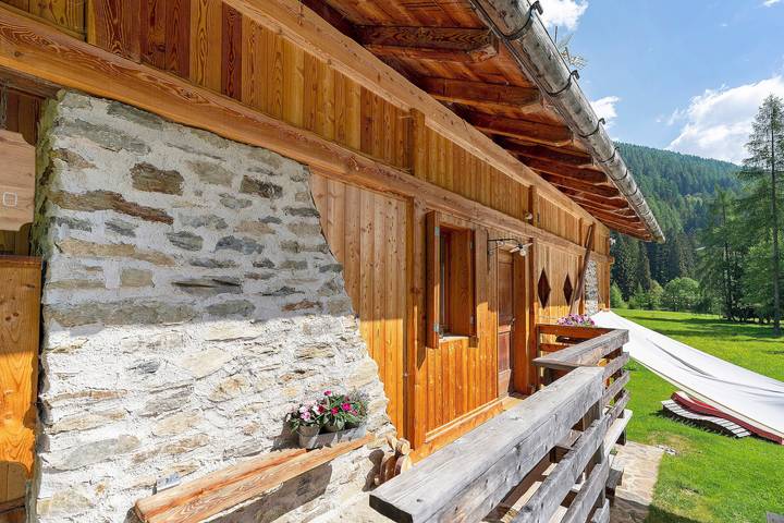 'Camera Castel Pagan' with Mountain View and Garden in Rabbi, Stilfser Joch National Park