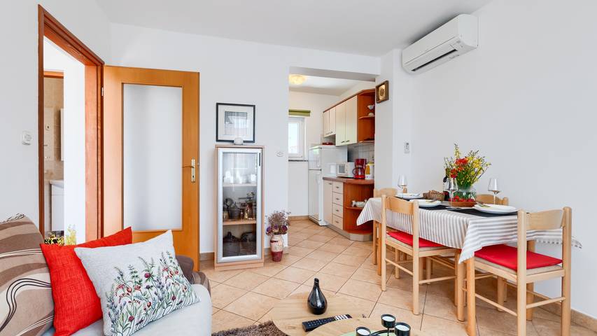 Ganze Wohnung, Apartman Nina by Villas Guide in Medulin Stadt, Medulin