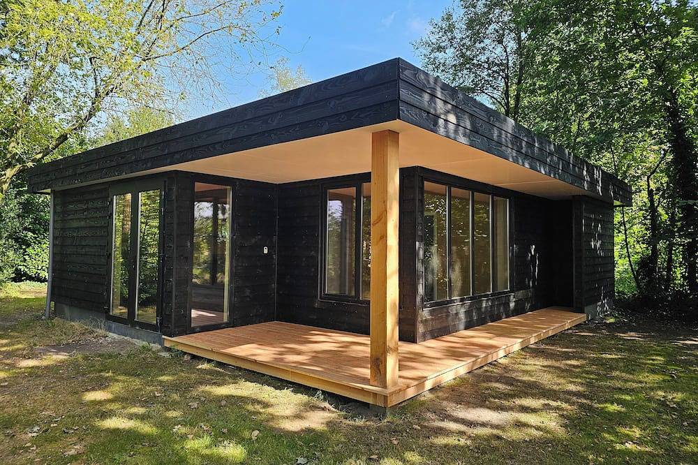 Modernisierter Bungalow in natürlicher Umgebung - auch Haustiere willkommen in Drenthe