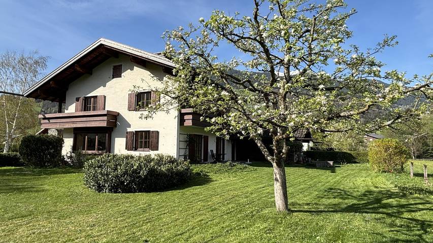 Ferienhaus für 12 Personen, mit Garten und Terrasse sowie Ausblick - 1