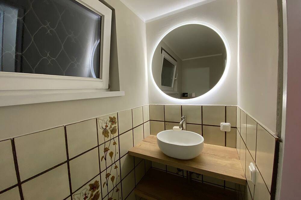 Ostsee Ferienhaus Buchtkieker (105 m2), eigener Garten und fußläufig zum Strand in Jellenbek, Schwedeneck