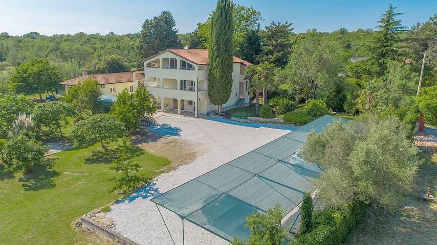 Ganze Wohnung, Apartment Saladinka Iii für 4 Personen mit Meerblick, in Strandnähe
 in Cervar, Porec und Umgebung