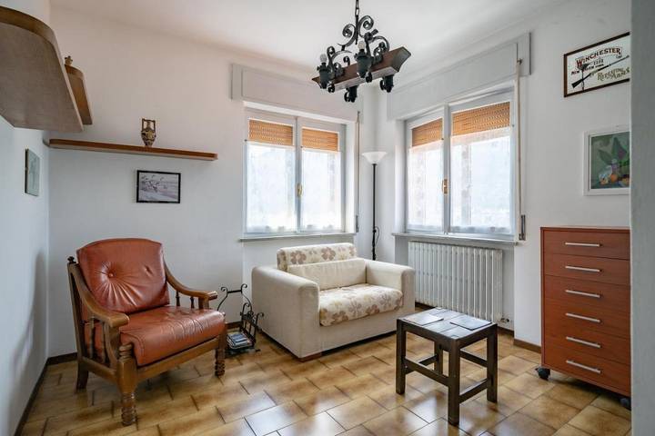 Gîte pour 4 personnes, avec vue sur le lac ainsi que terrasse et vue à Mandello del Lario - 4