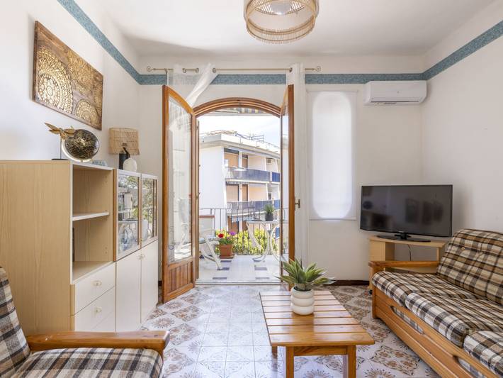 Ferienwohnung für 4 Personen, mit Balkon in Giardini-Naxos - 3