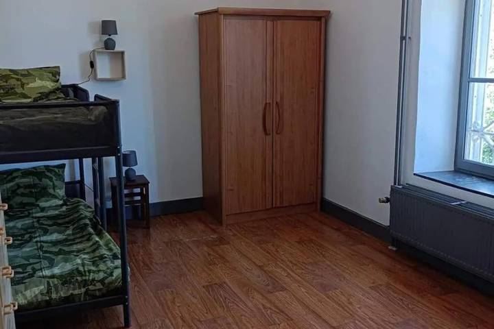 Location de vacances pour 8 personnes, avec vue à Frameries - 2