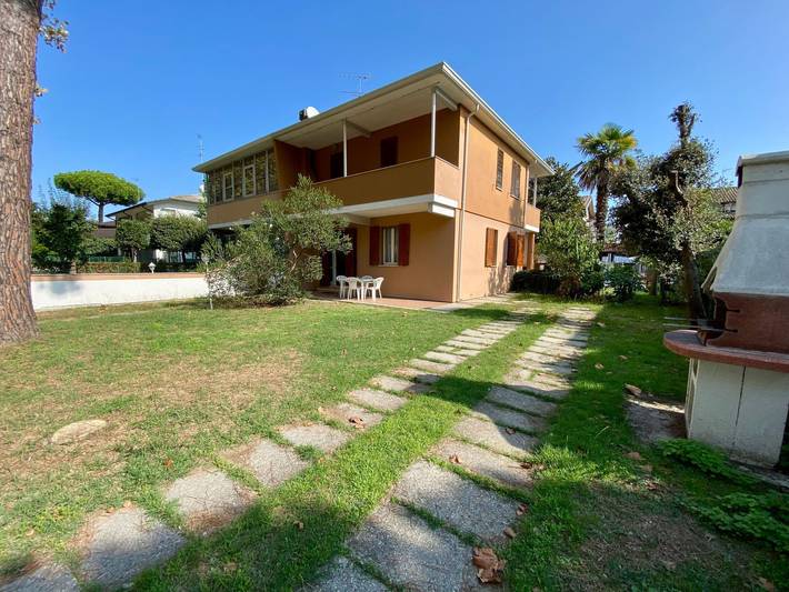 Location de vacances pour 6 personnes, avec jardin, animaux acceptés à Lido delle Nazioni - 2