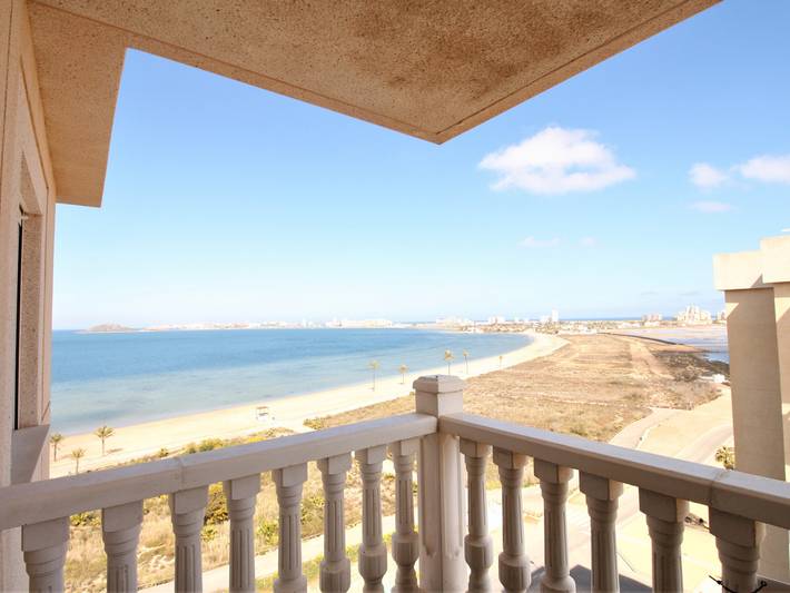 Apartamento de vacaciones para 4 personas, con Balcón y Terraza además de Piscina para niños y Piscina en Cartagena