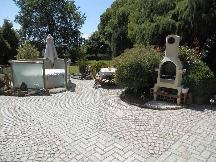 Cabane en bois pour 2 personnes, avec jacuzzi et jardin dans Mayenne - 2