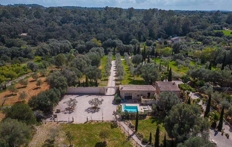 Jornets Terrassenrückzug mit Pool und Küche in Costitx, Mallorca Inselmitte