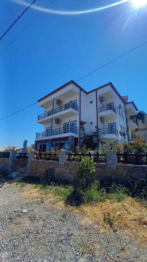 B&b per 3 persone, con Balcone e Terrazza nonché Giardino e Vista lago in Turchia