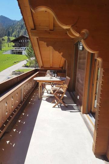 Ferienwohnung für 4 Personen in Grund b. Gstaad, Saanen, Bild 2