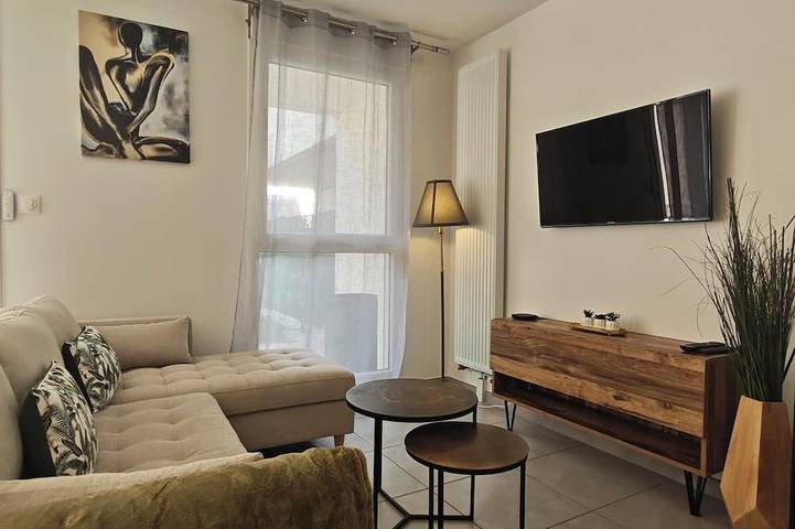 Gîte pour 4 personnes, avec jardin à Perrigny-lès-Dijon