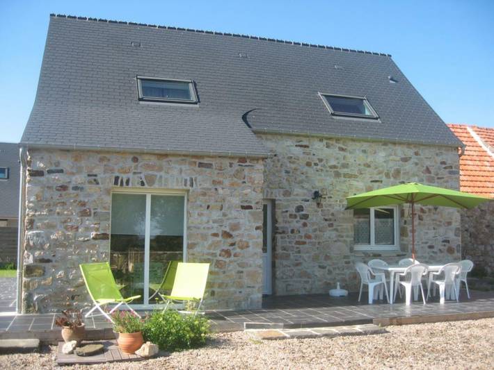 Gîte pour 6 personnes, avec jardin à Les Moitiers-d'Allonne