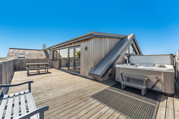 Cottage for 4 people, with garden and hot tub on the Isle of Anglesey