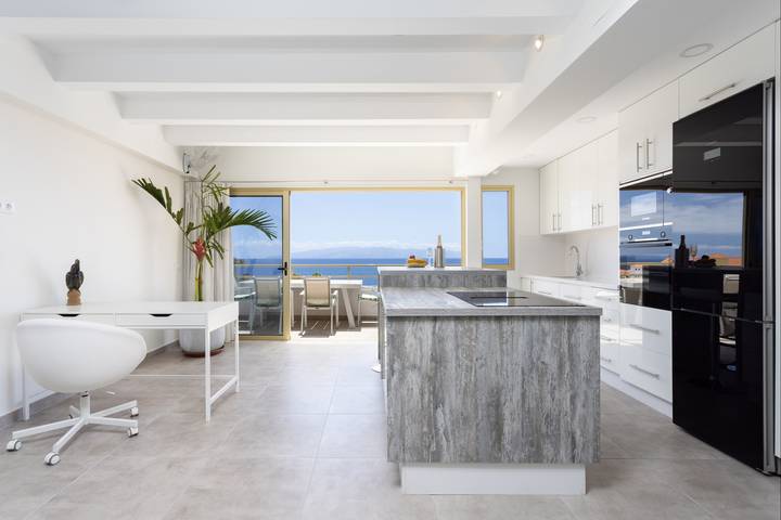 Gîte pour 4 personnes, avec vue sur l’océan ainsi que terrasse et piscine à Guía de Isora - 3