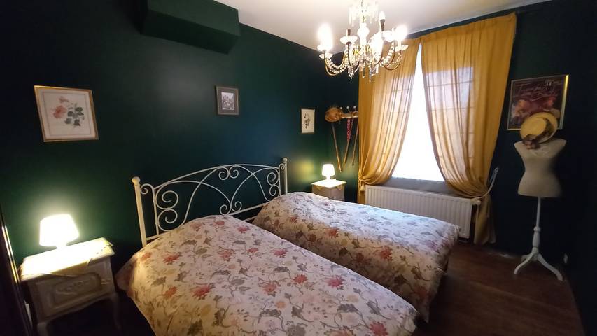 Gîte pour 8 personnes, avec terrasse et jardin à Binche - 4