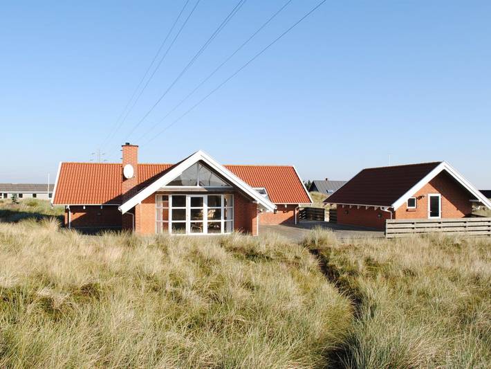 Ferienhaus für 6 Personen, mit Terrasse und Sauna in Hvide Sande