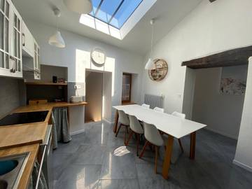 Gîte pour 5 personnes, avec terrasse dans Abbaye Benedictine De Cluny