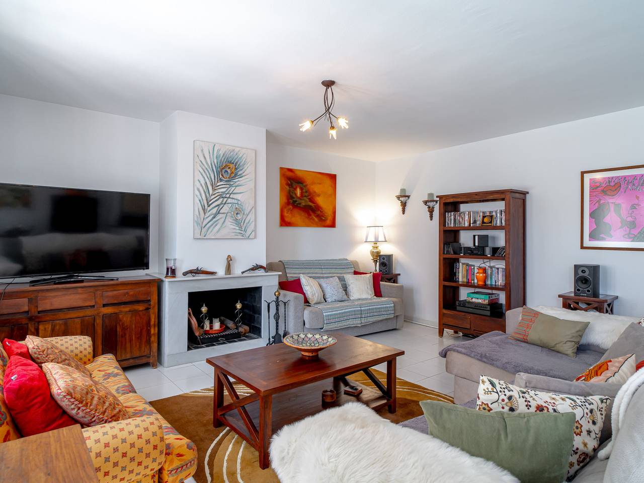 Entire apartment, Sunny apartment in Nerja, 2 bedrooms, terrace 200m from Burriana Beach in Playa de Burriana, Nerja