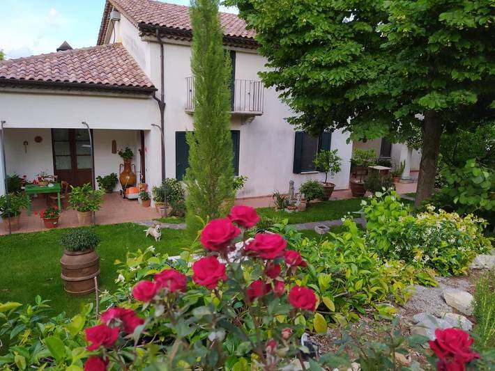 Bed and breakfast per 2 persone, con Terrazza e Giardino nonché Panorama in Parco Nazionale Del Pollino