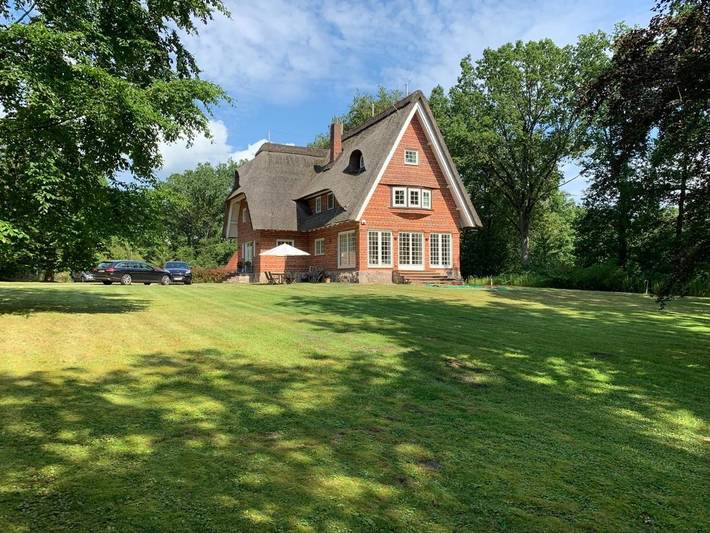 Ferienhaus für 6 Personen, mit Terrasse und Garten sowie Ausblick